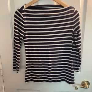 Old navy boat neck shirt